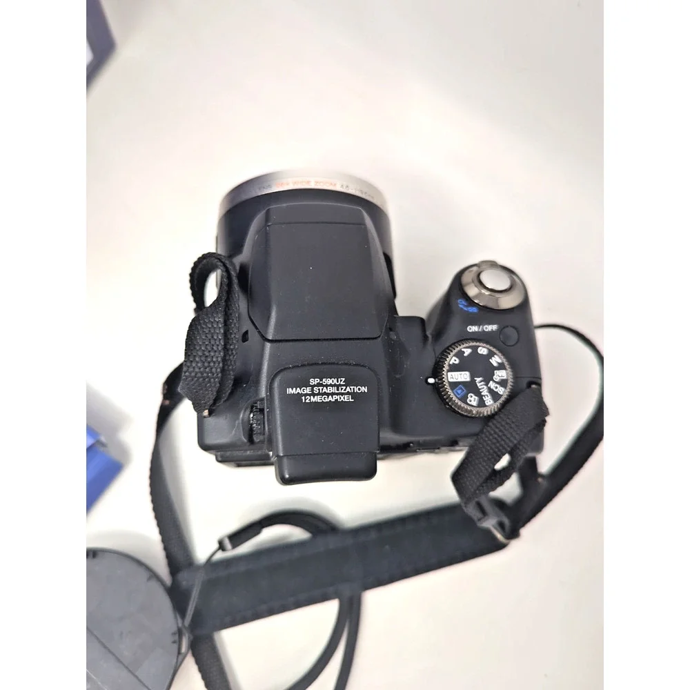 Olympus SP-590UZ 12.0MP 26X Zoom Wide 26mm Digital Camera w/ 2GB card and box